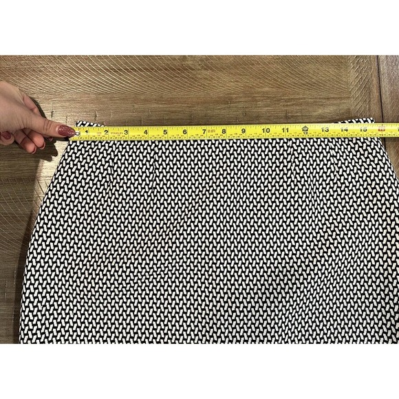 Jones Studio Separates Women’s 6 Black White Geometric Print Pencil Skirt Lined - Picture 7 of 12